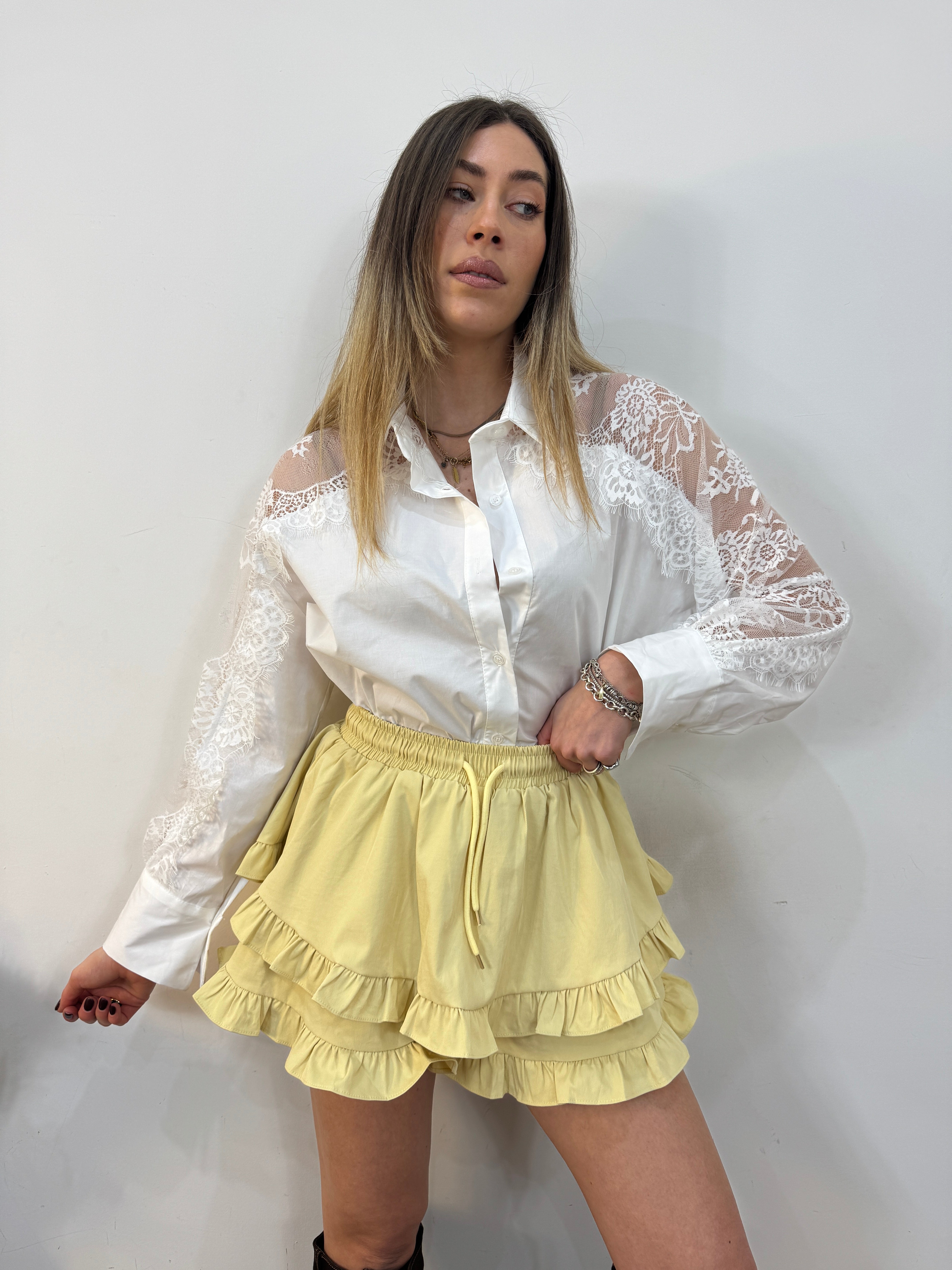 Pantaloncino fru fru