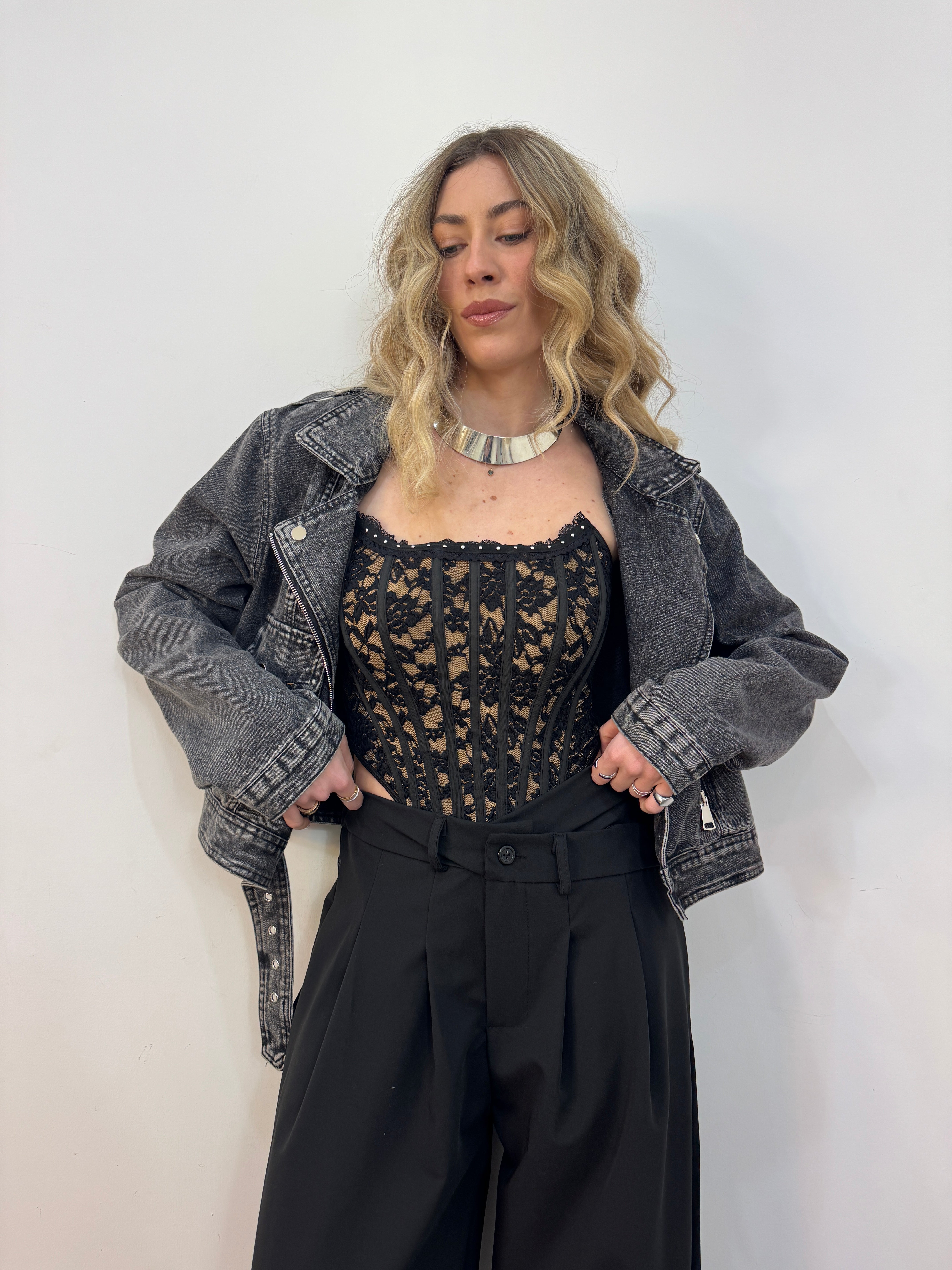 Pantalone irregular