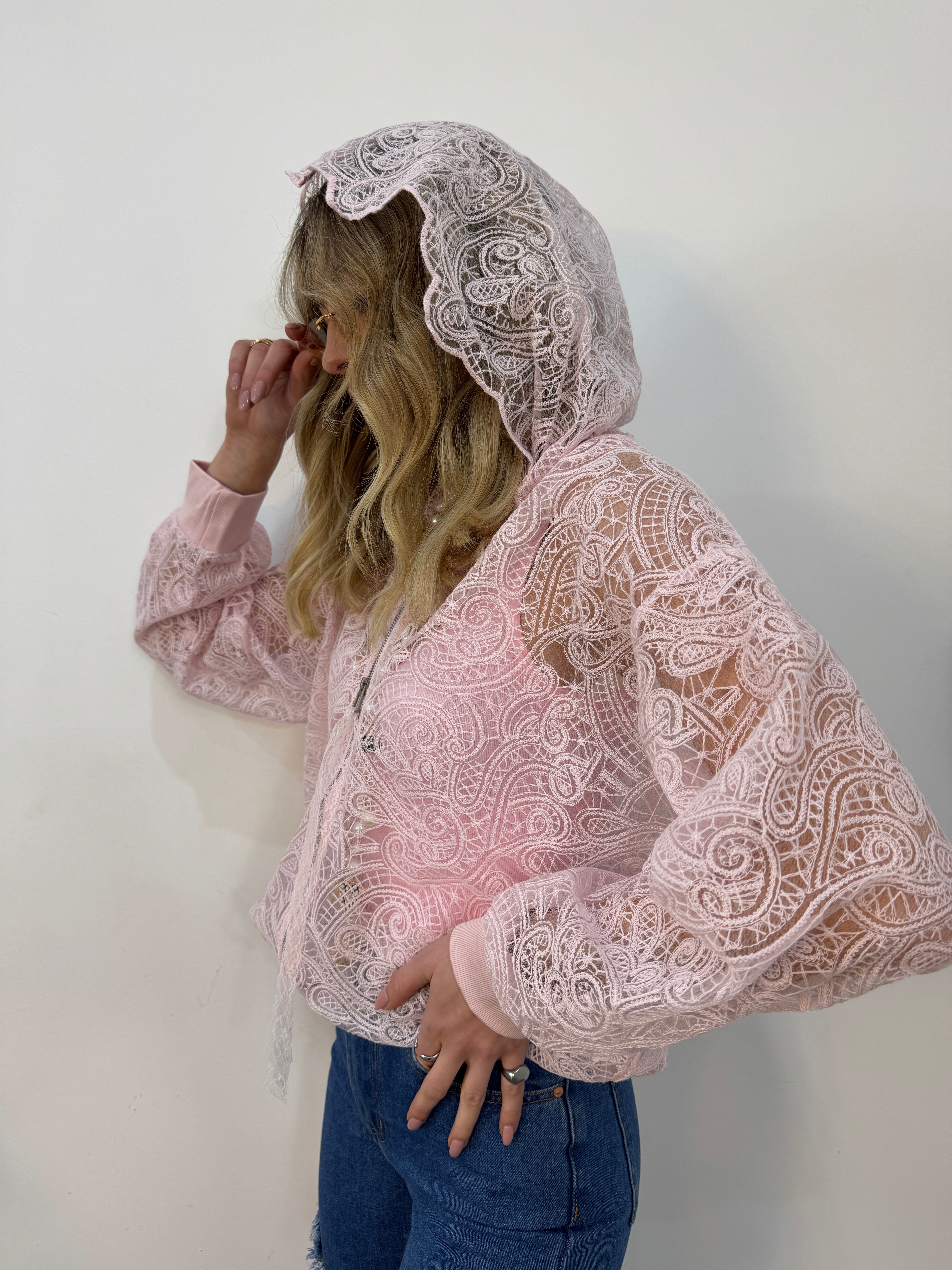 Bomber macrame
