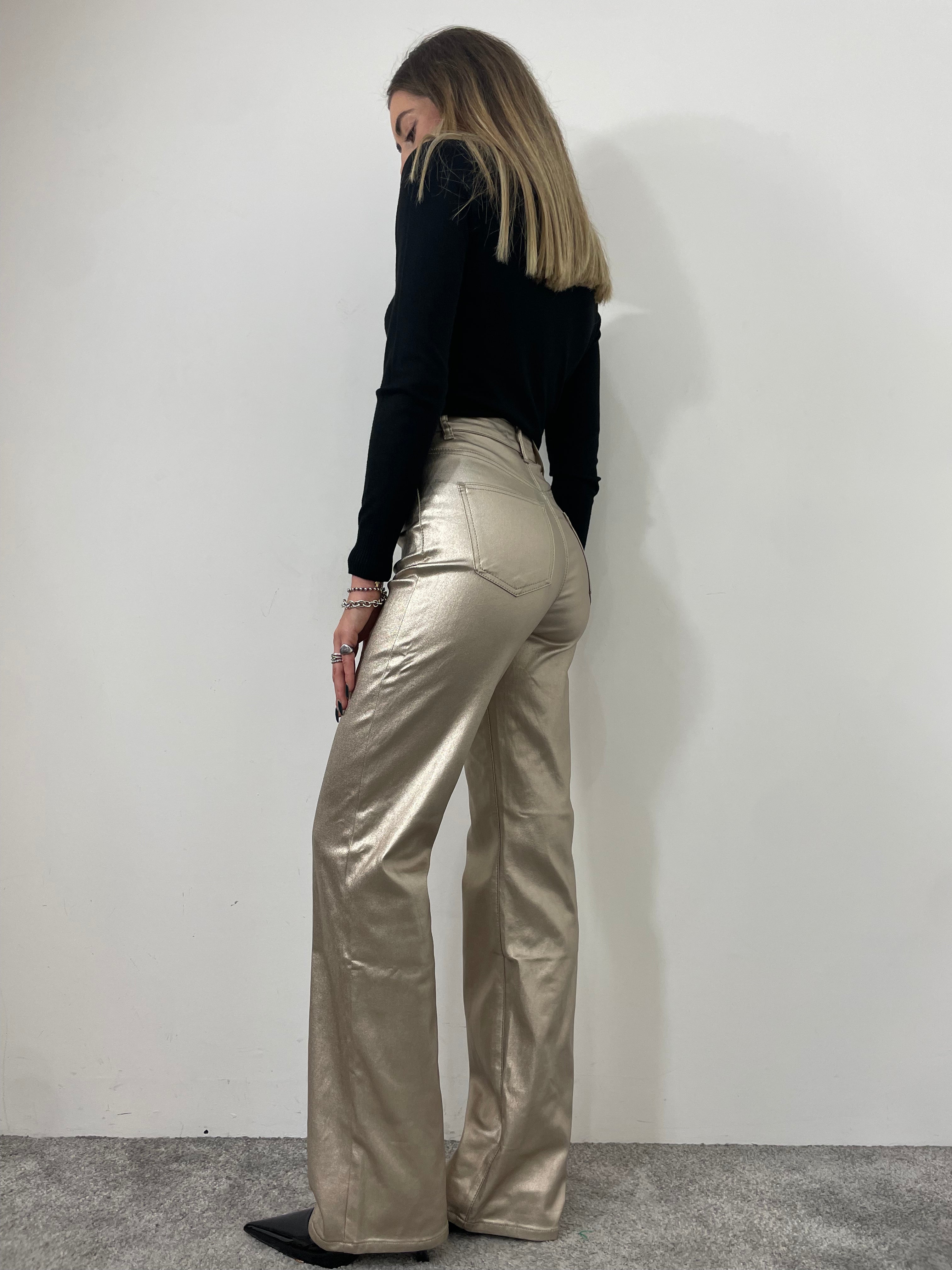 Pantalone space
