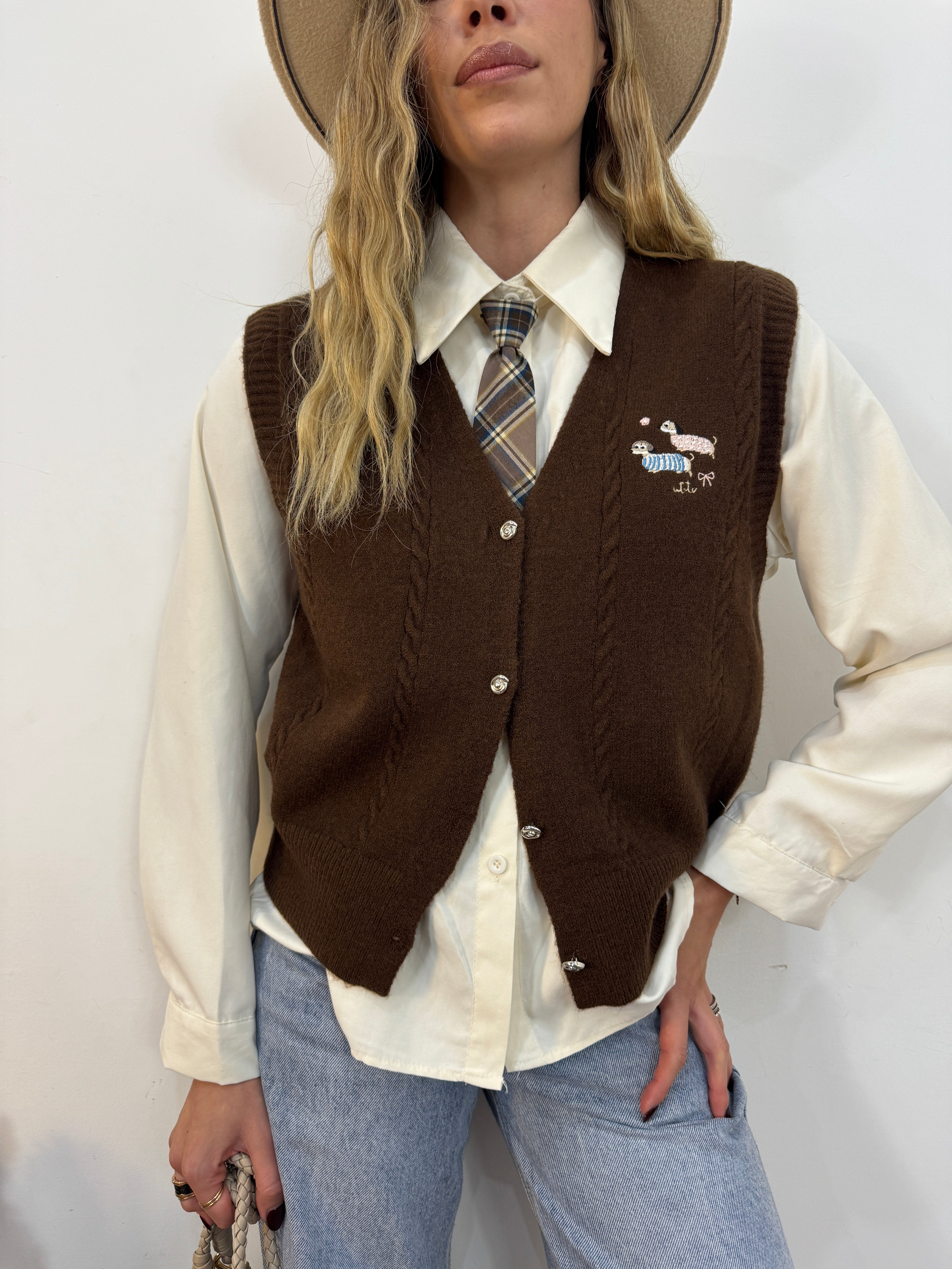 Gilet&camicia con cravattino
