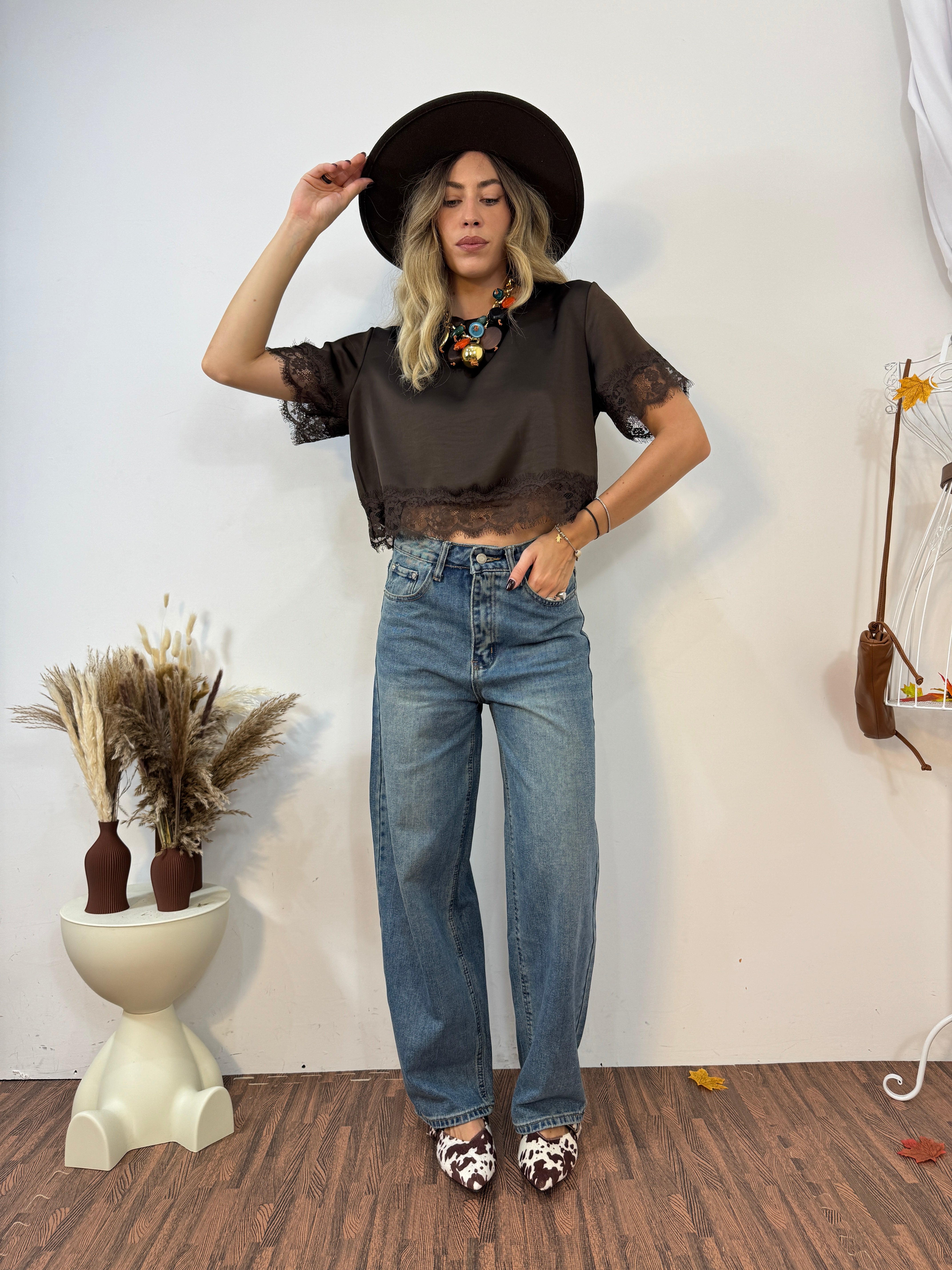 Maglia crop burlesque