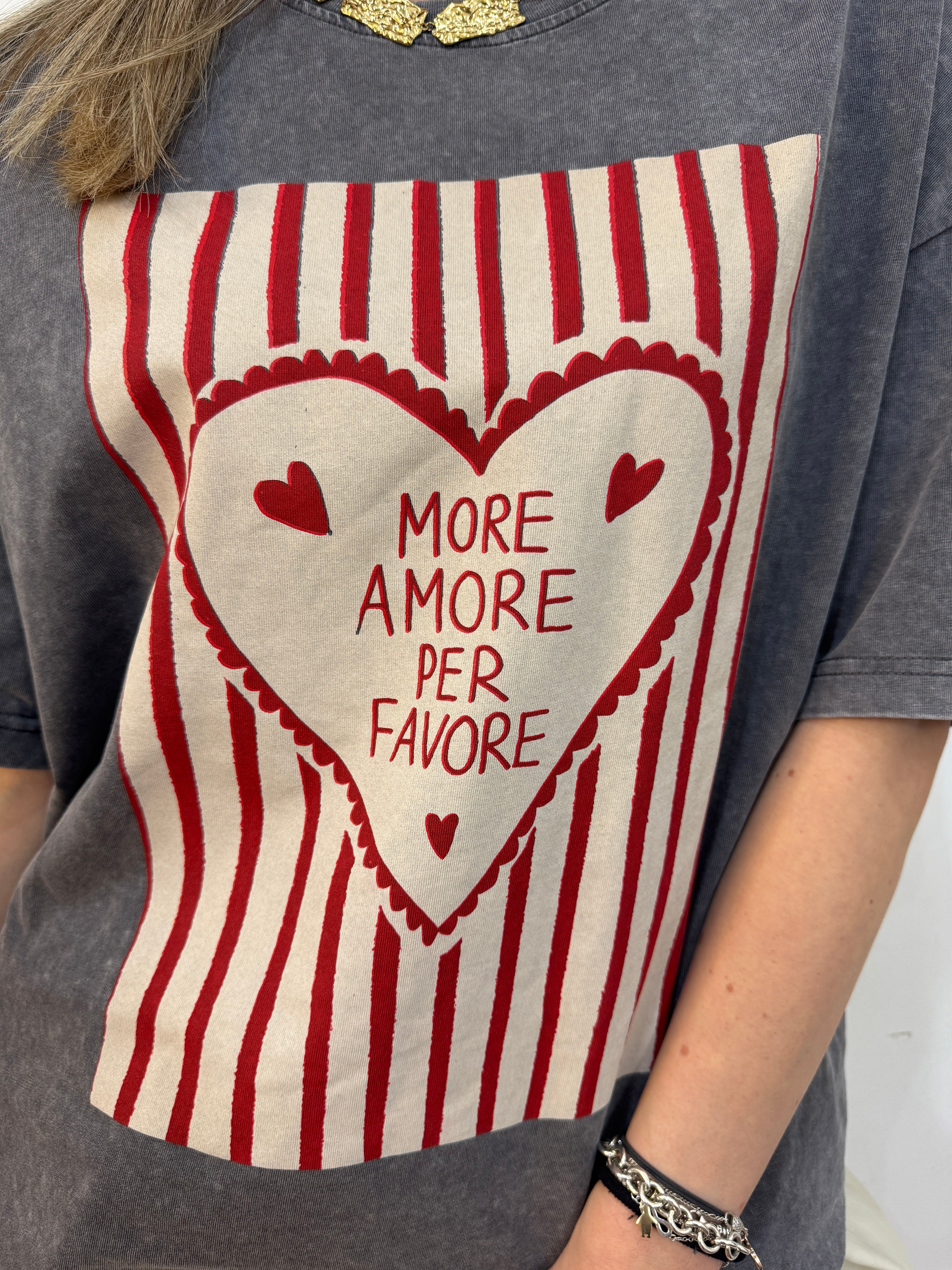 T shirt “more amore”