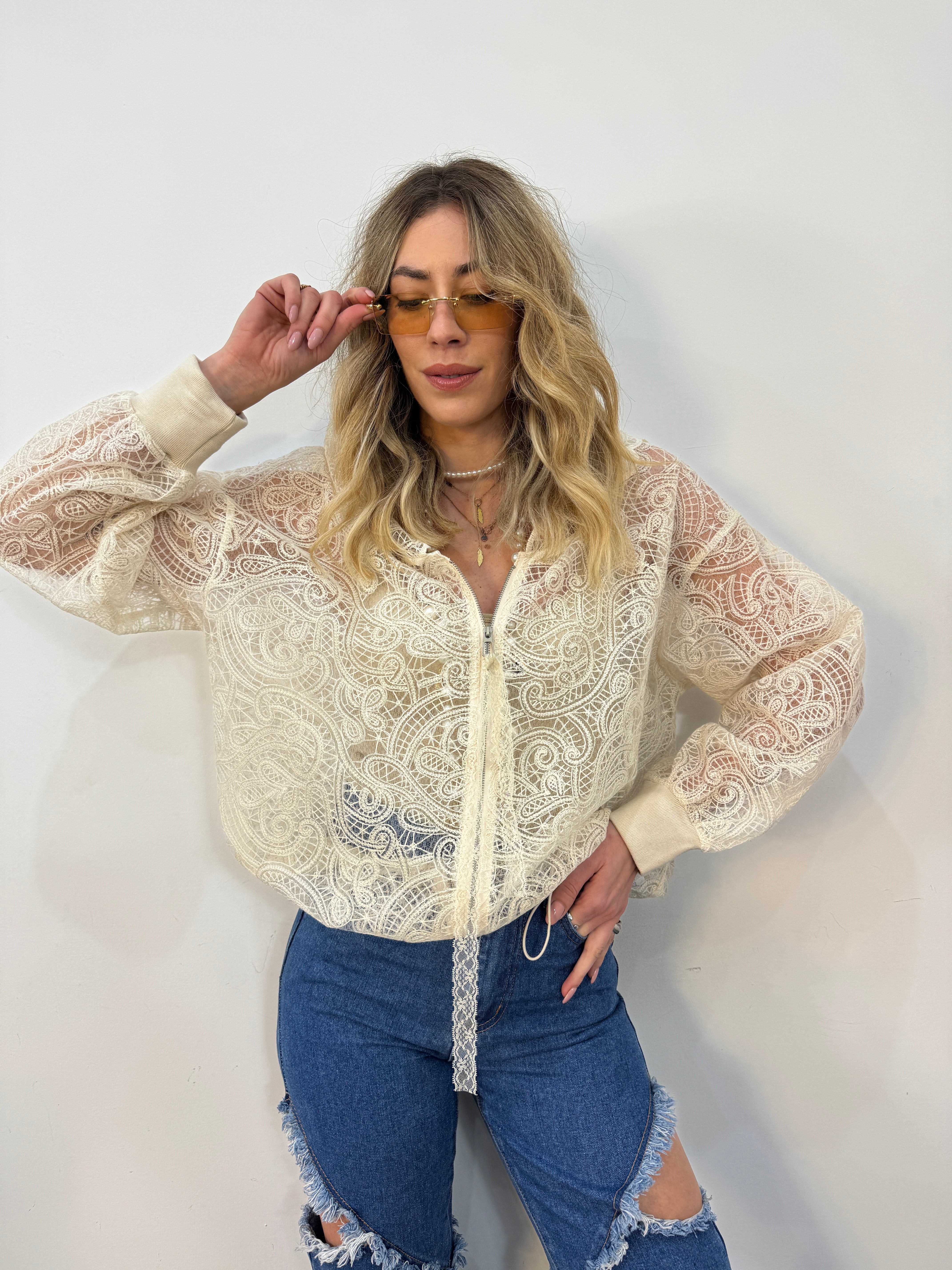 Bomber macrame
