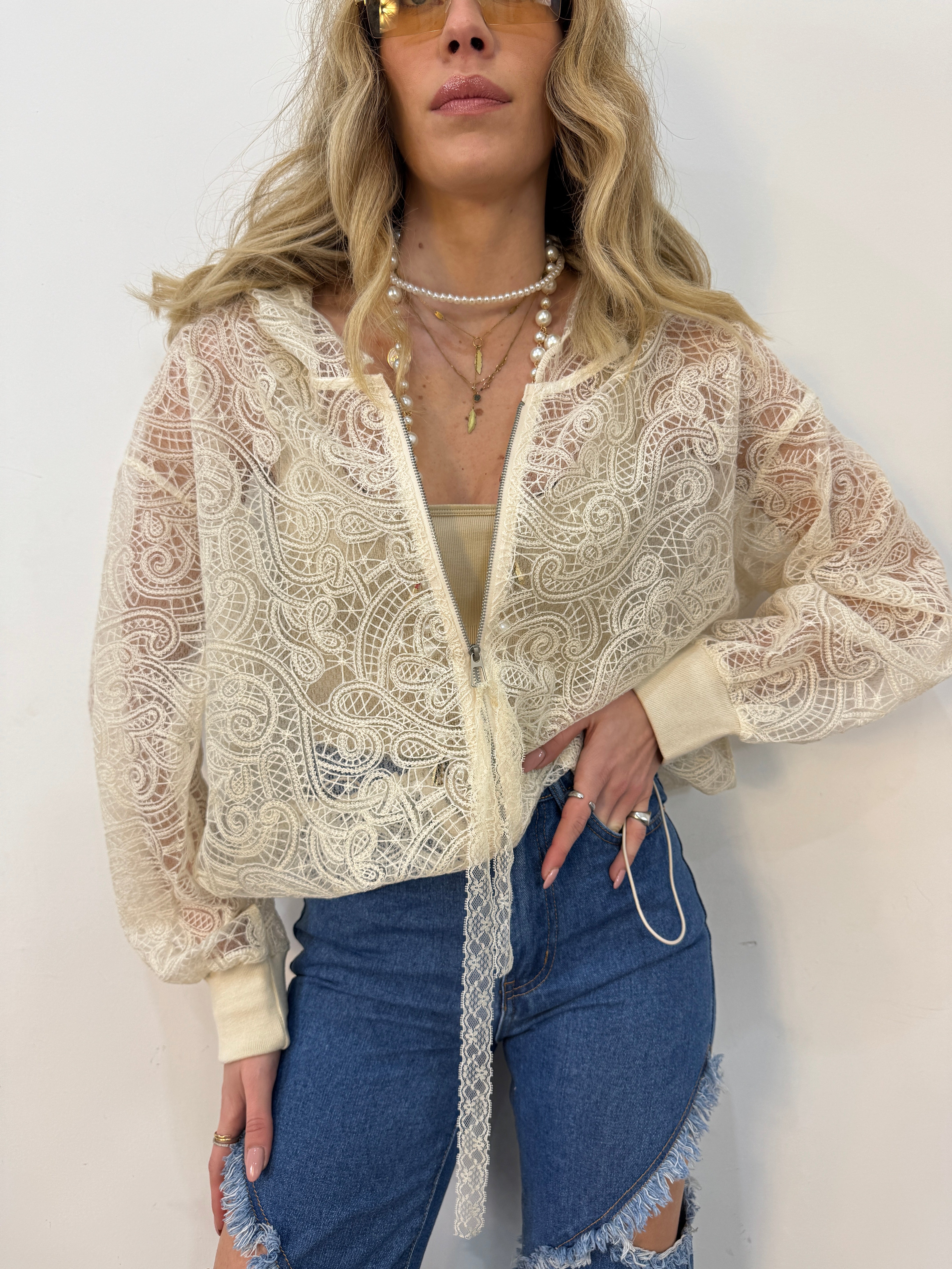 Bomber macrame