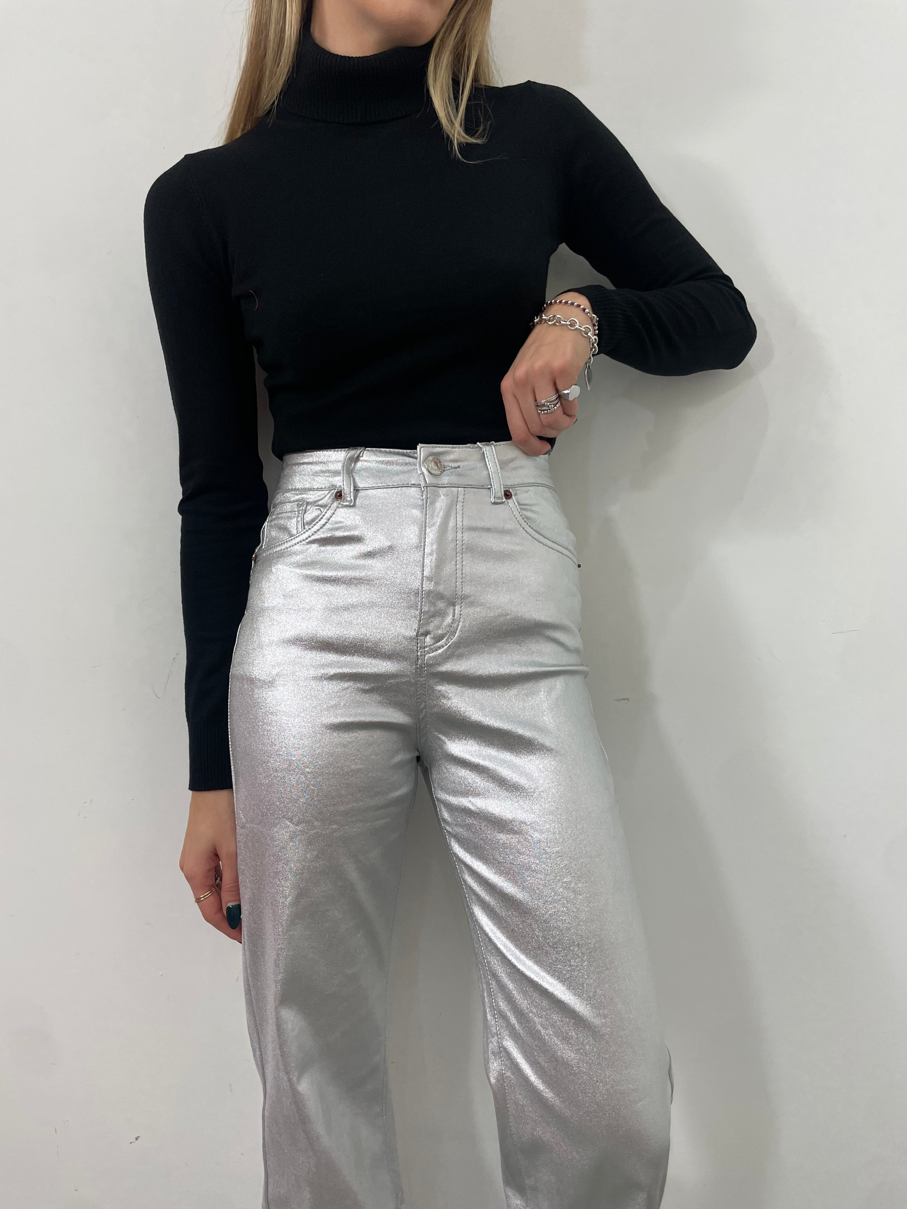 Pantalone space