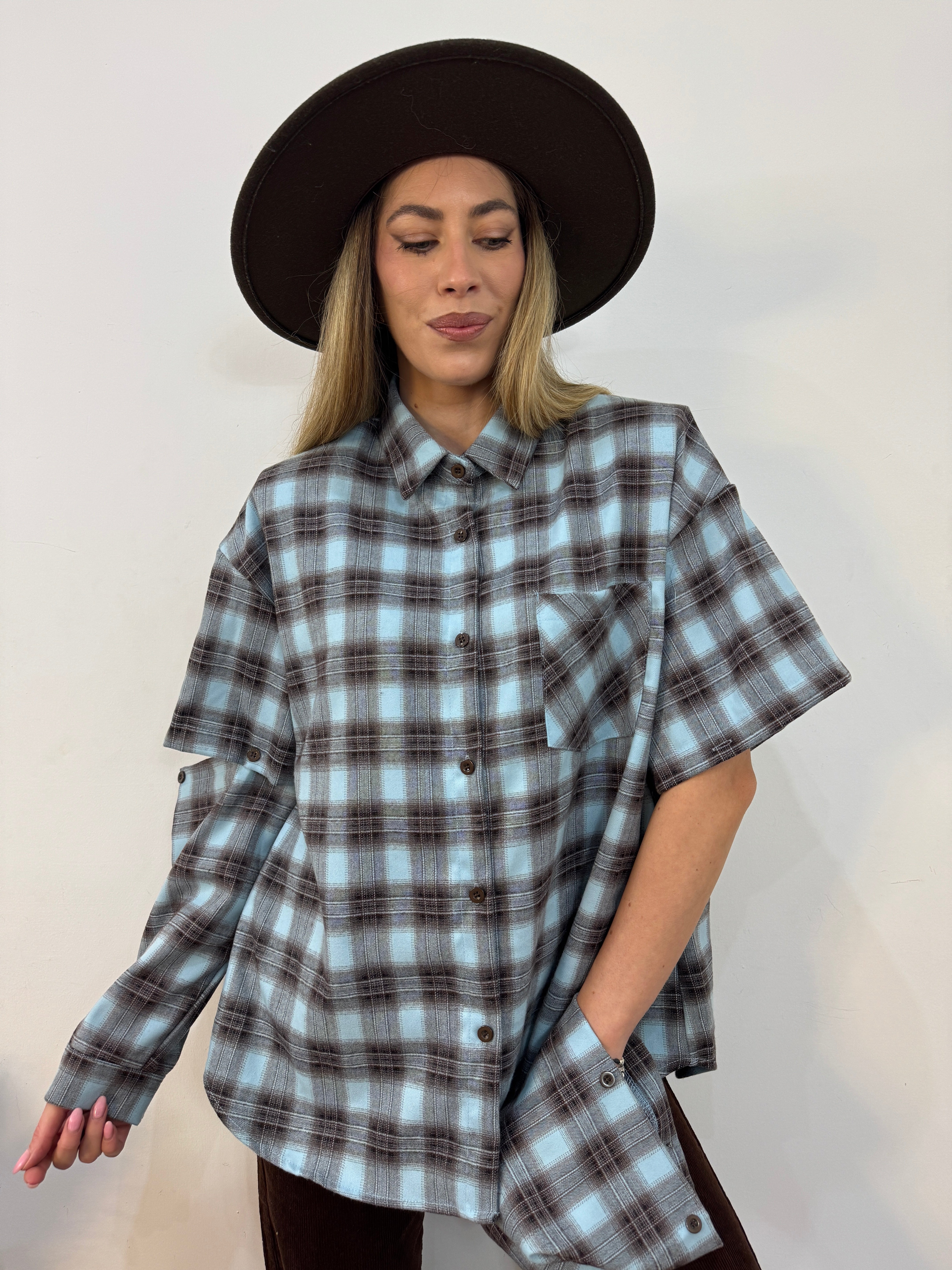 Camicia manica bottoncini