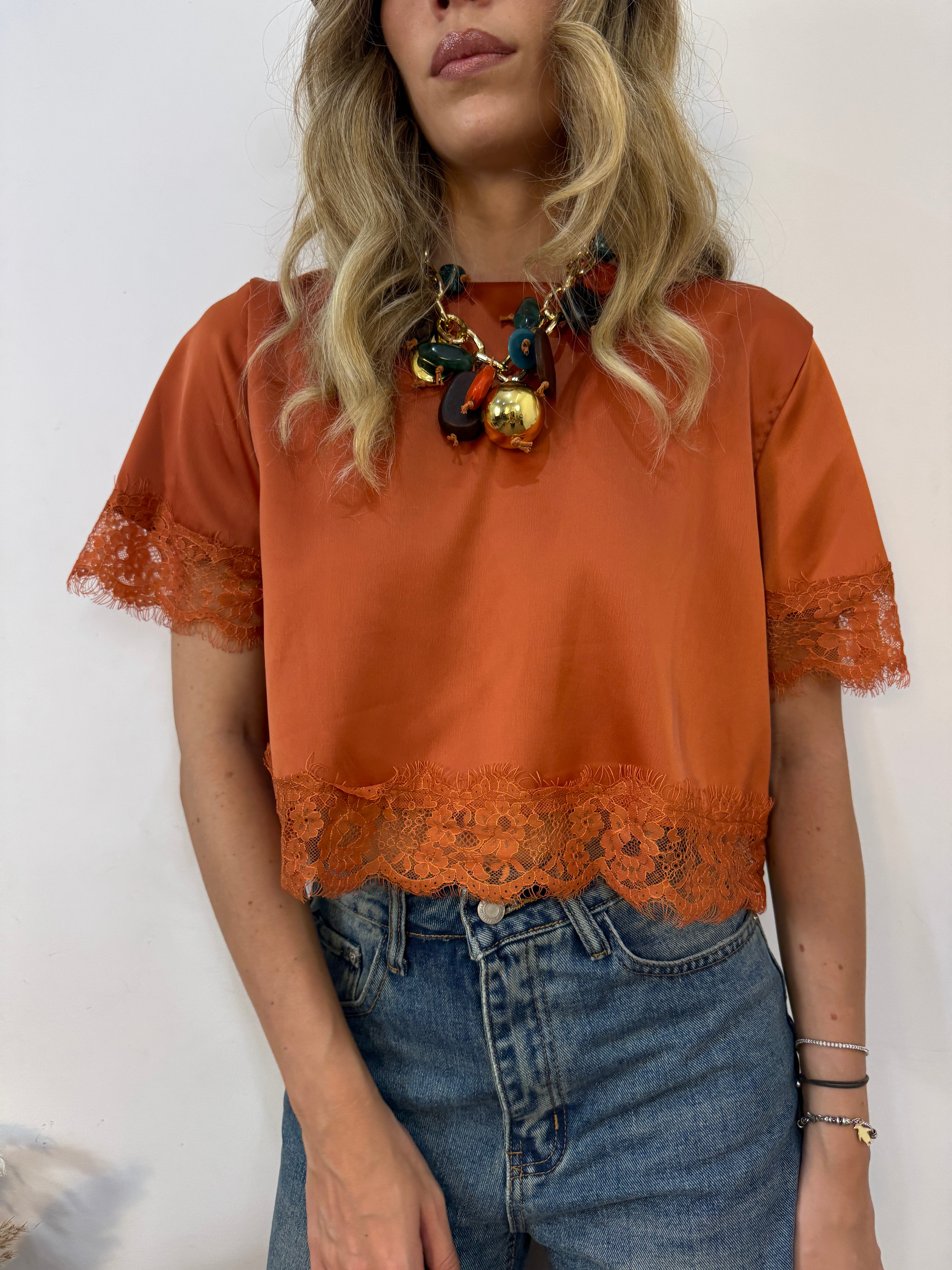 Maglia crop burlesque