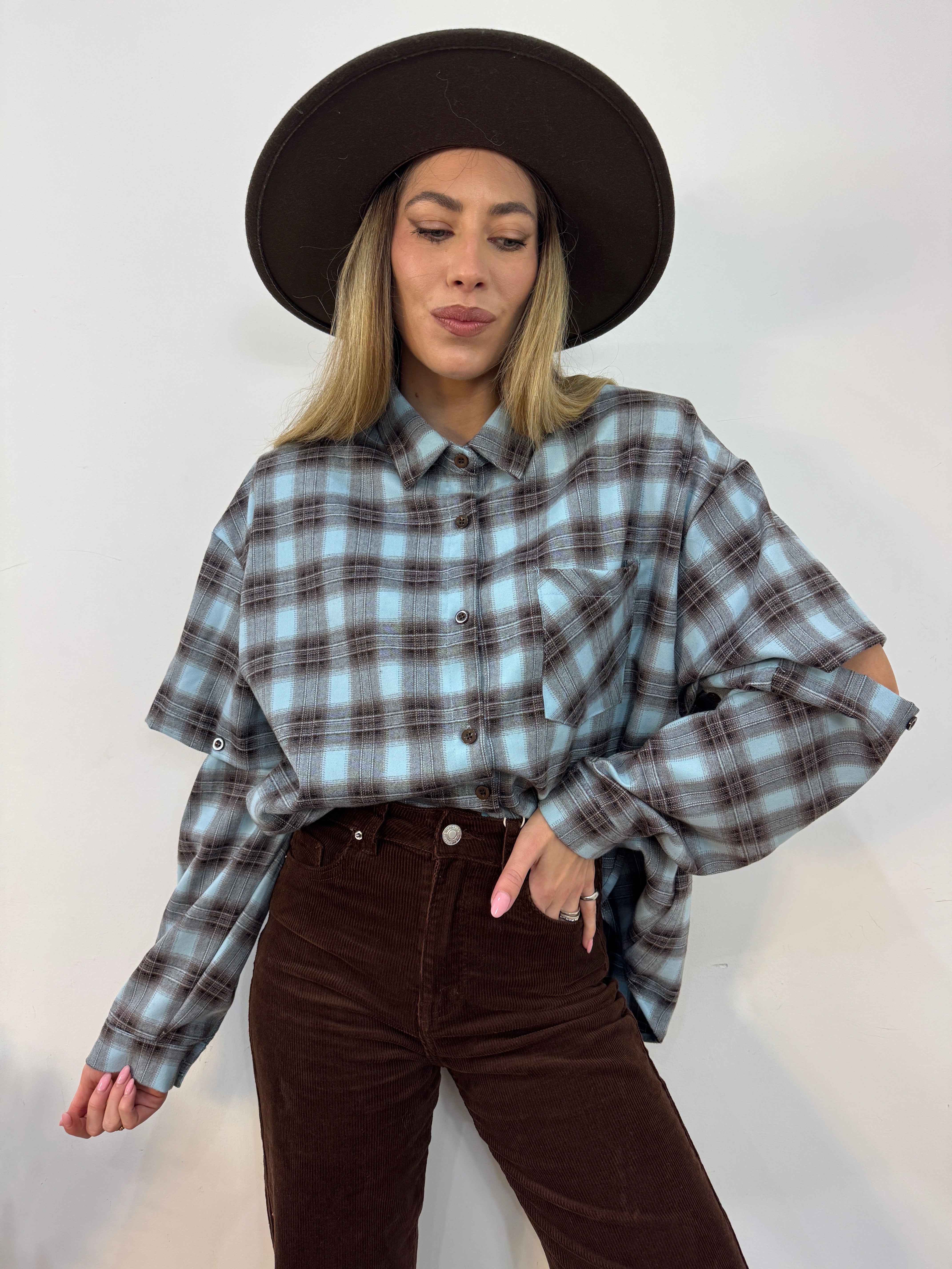 Camicia manica bottoncini