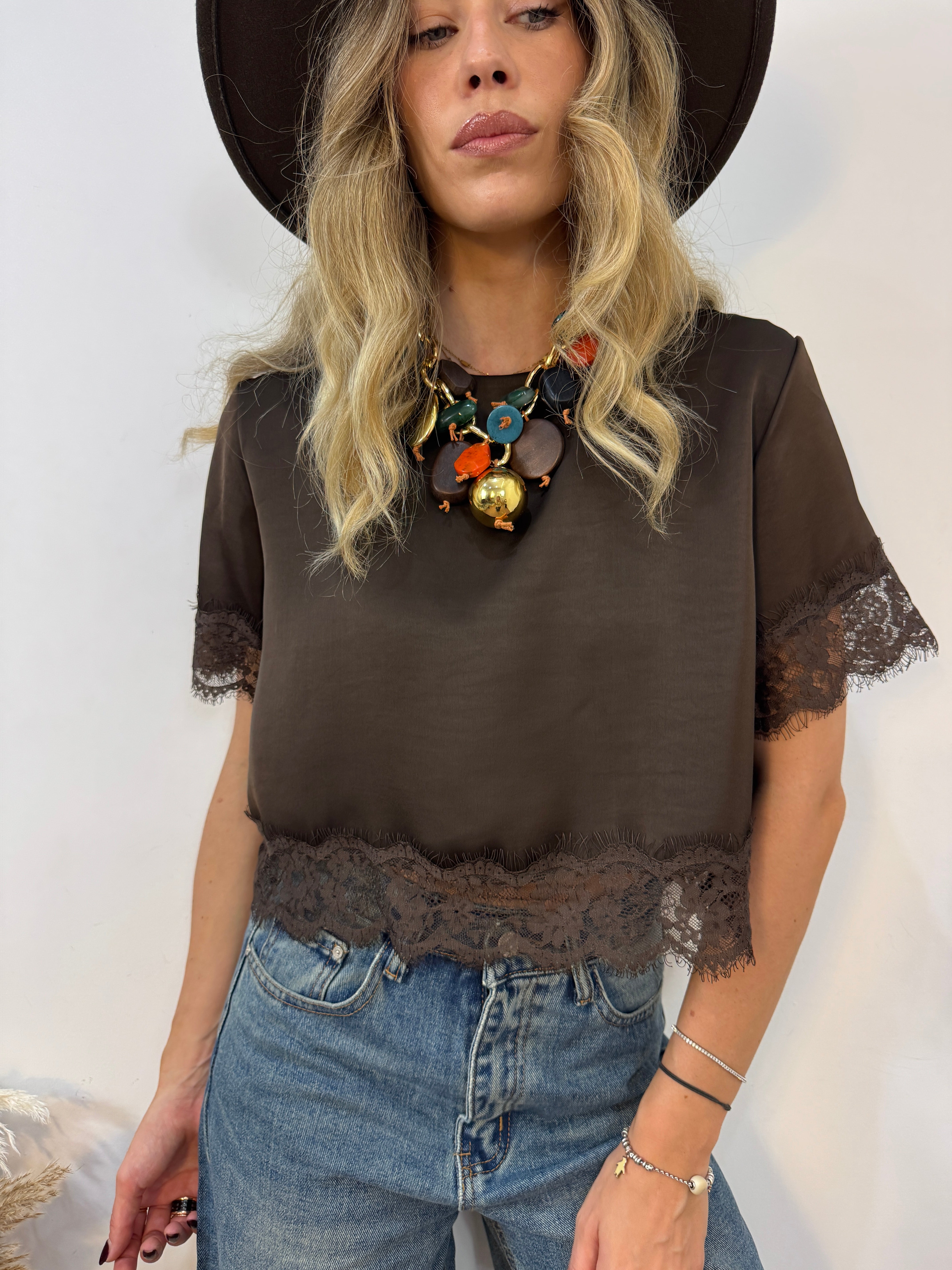 Maglia crop burlesque
