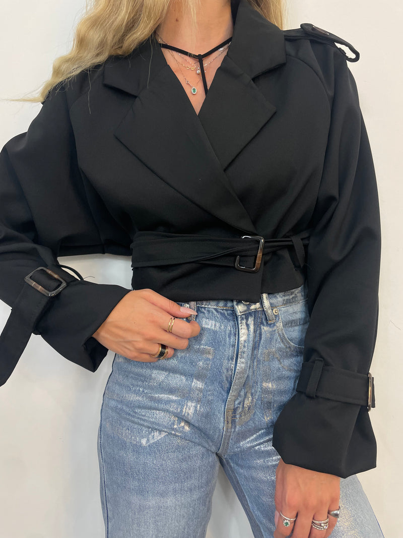 Crop trench trendy