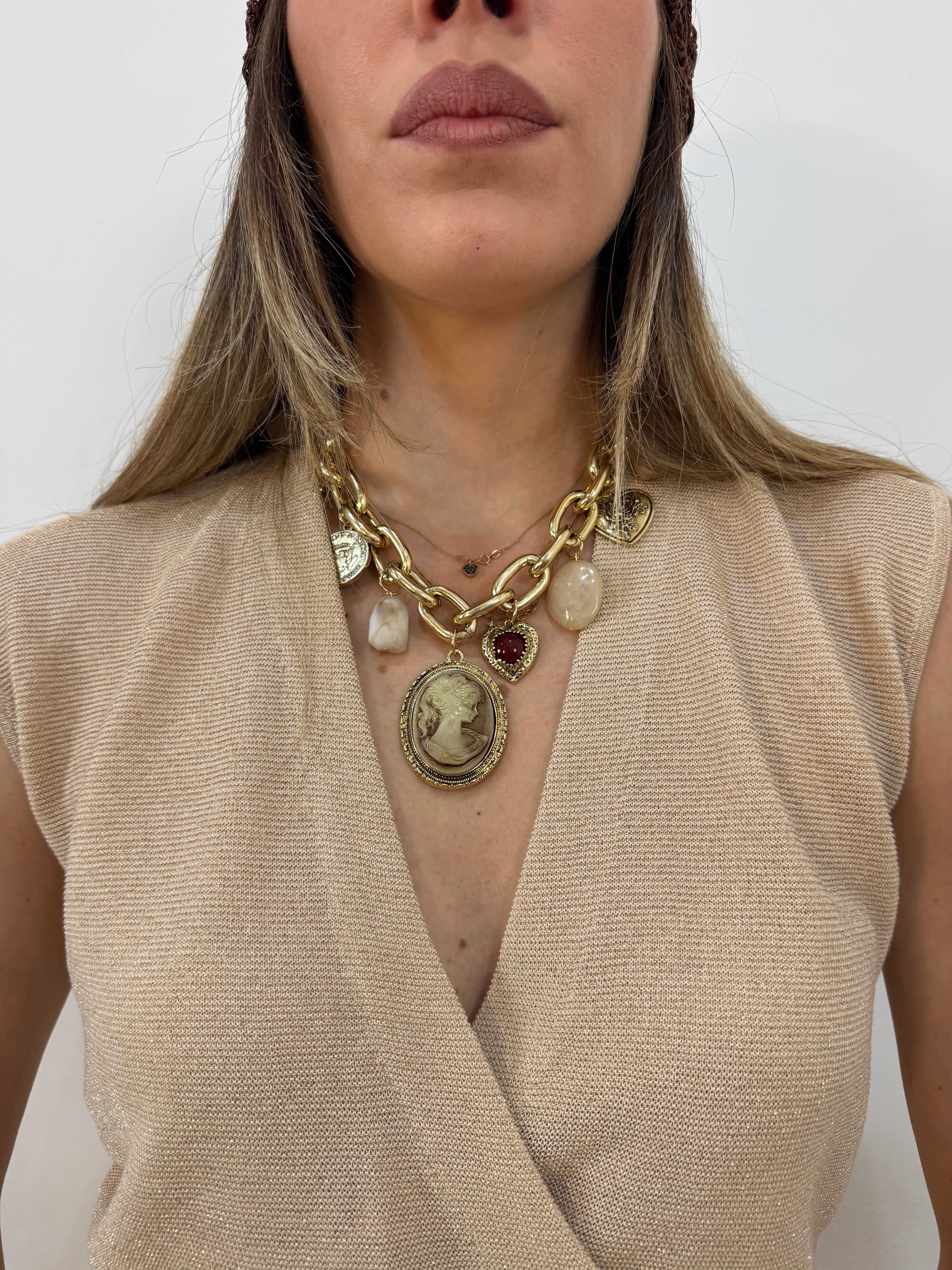 Collana Cammeo beige