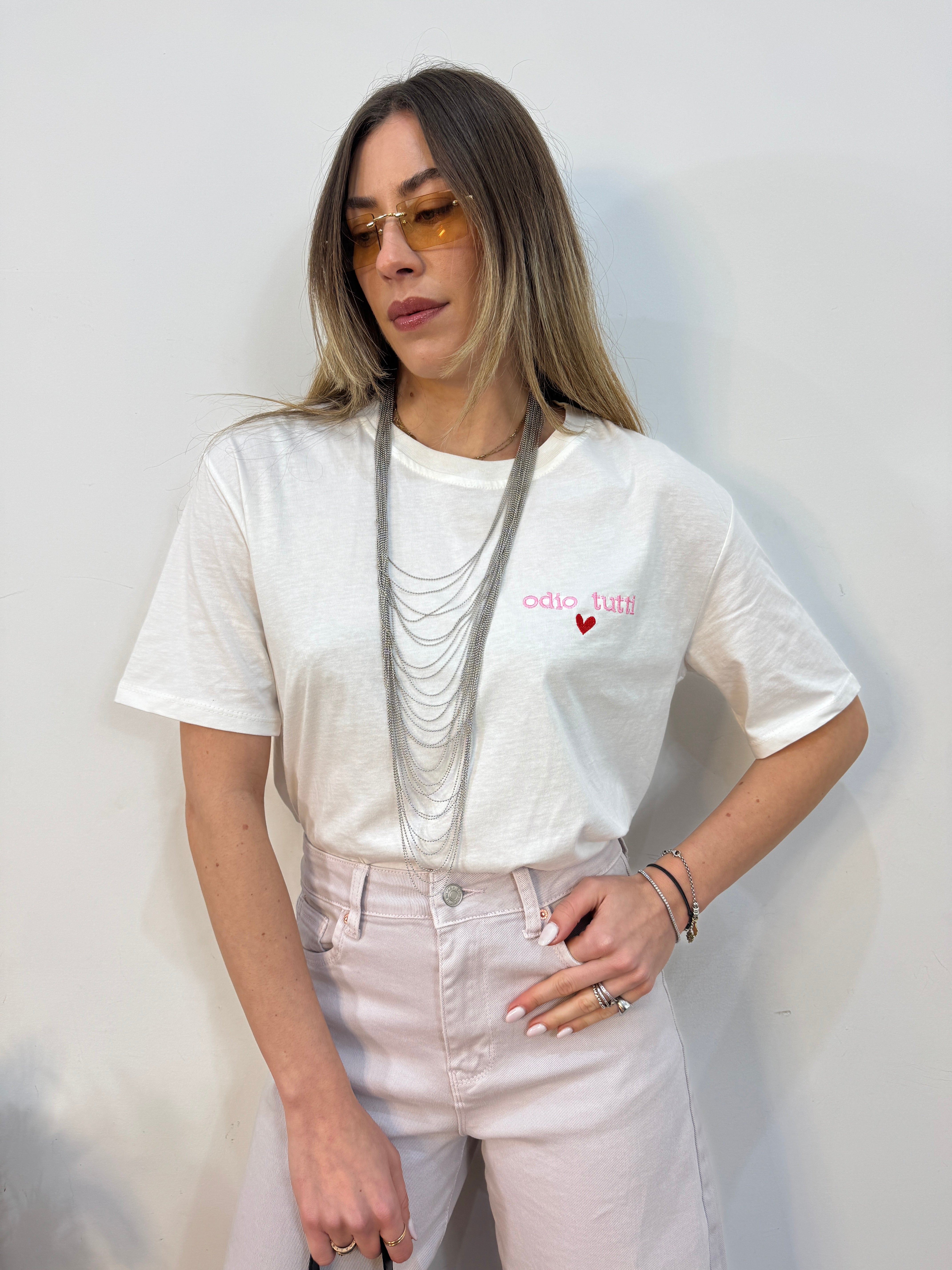 T shirt “odio tutti”