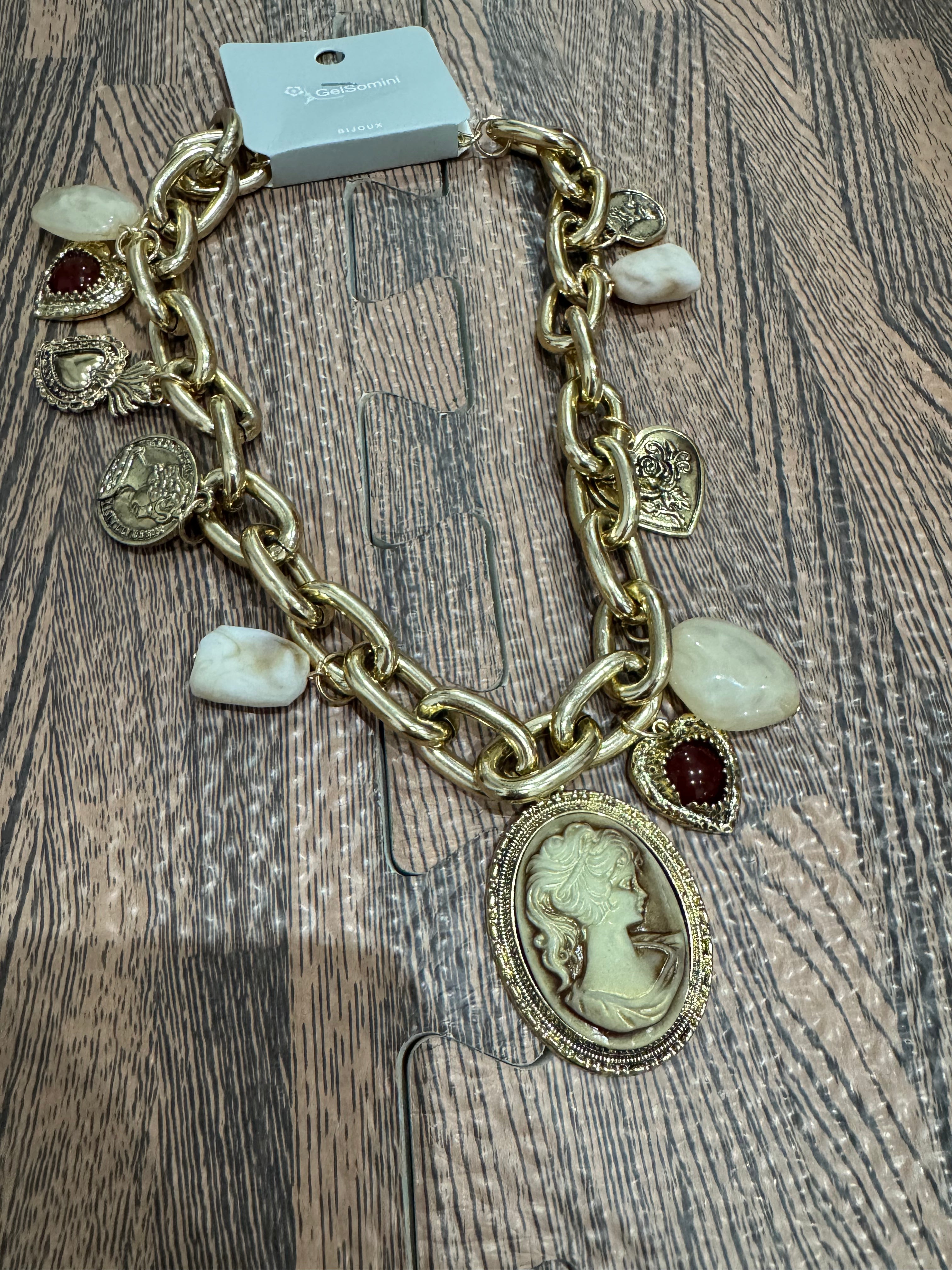 Collana Cammeo beige